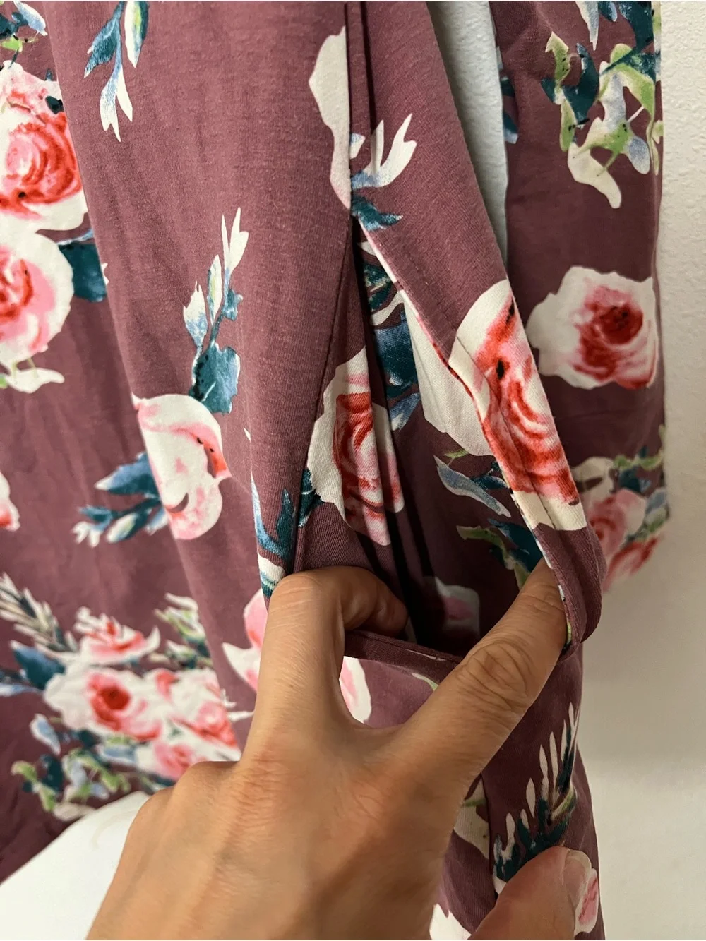 Latched Mama Tulip Front Cotton Floral Hoodie Lift Up Nursing Access Size M - Picture 8 of 9
